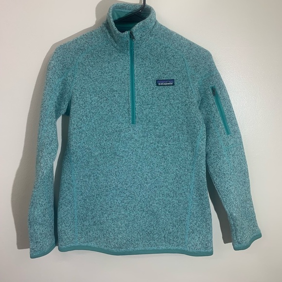 Patagonia Sweaters - Woman’s Patagonia sweater 1/4 zip size XS length 25 inches pit to pit 17 inches